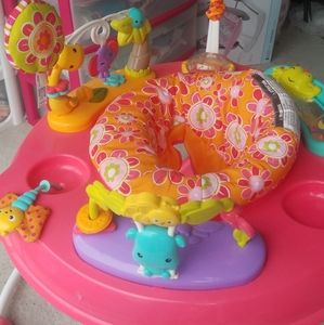 Baby girl exersauser/jumper